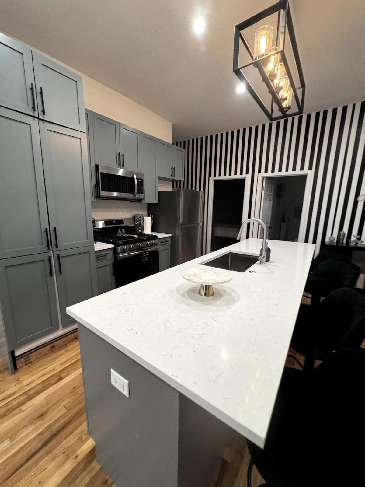 Vogue Bucktown Suite Chicago Exterior photo