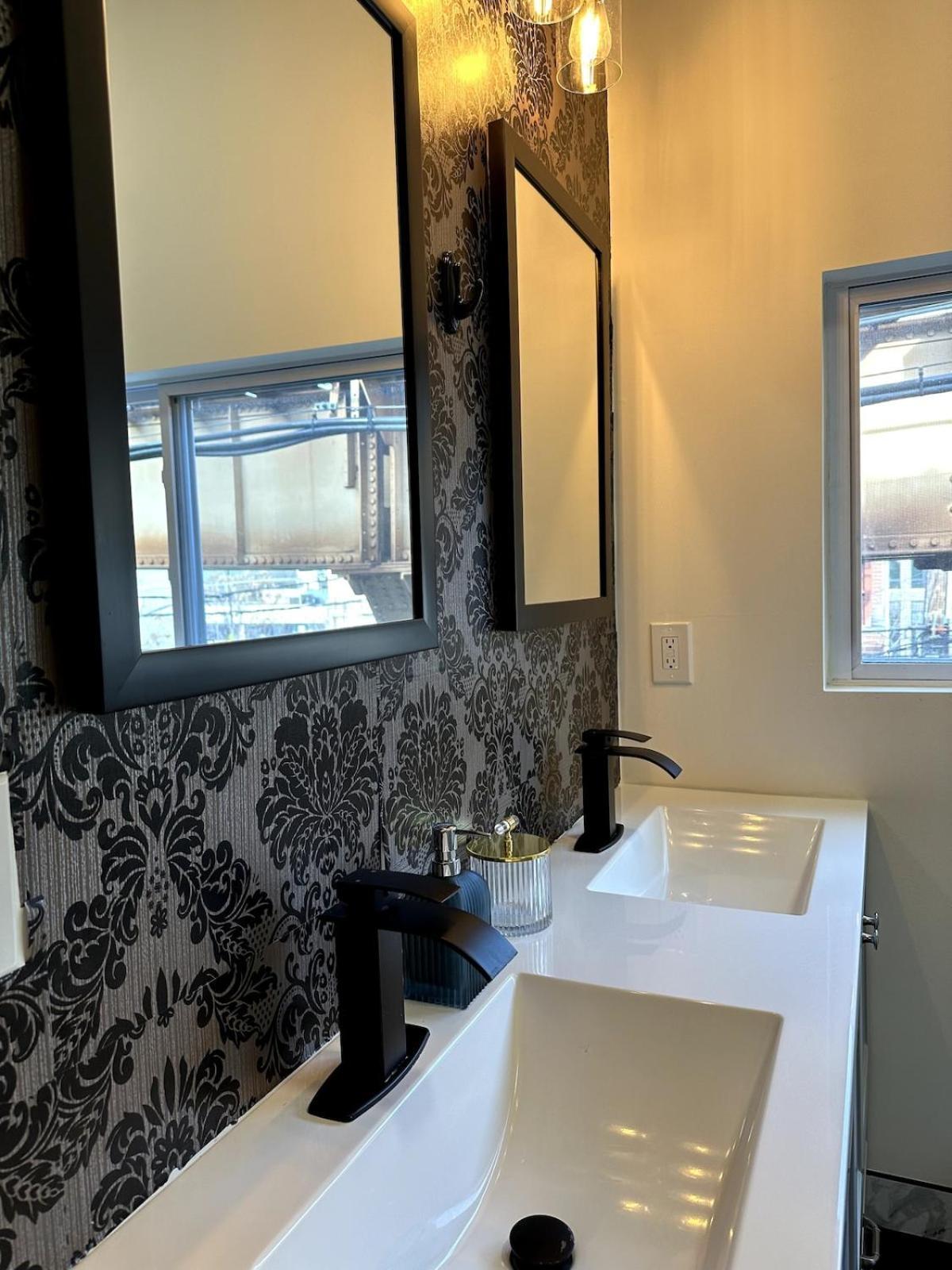 Vogue Bucktown Suite Chicago Exterior photo